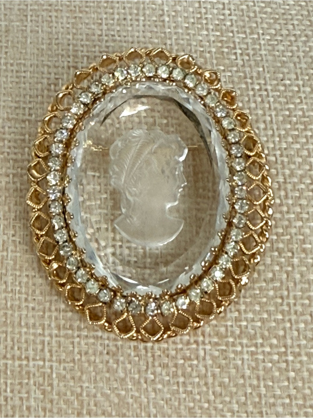 Cameo glass intaglio brooch pin oval with rhinestones